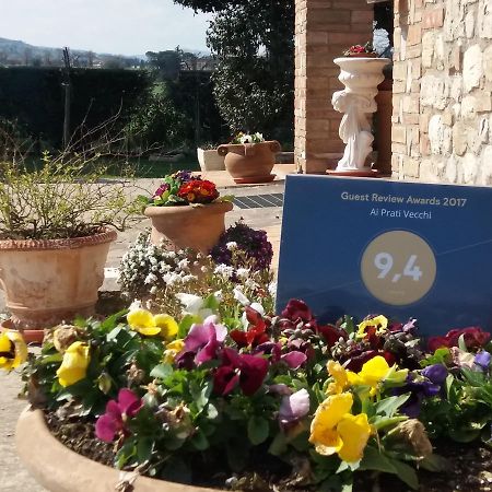 Ai Prati Vecchi Hotel Marsciano Luaran gambar