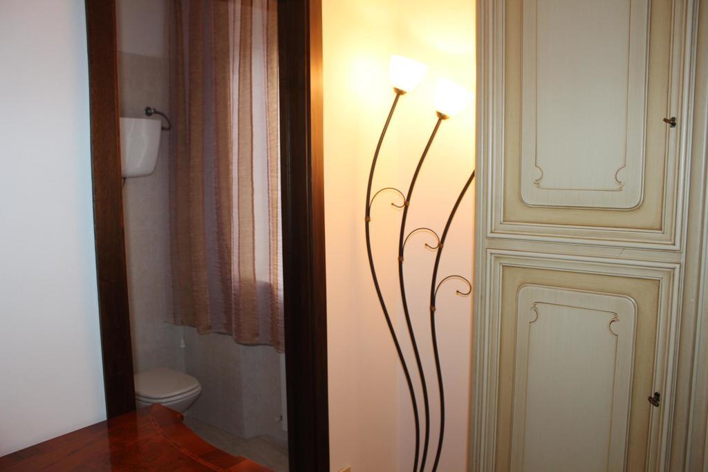 Ai Prati Vecchi Hotel Marsciano Bilik gambar