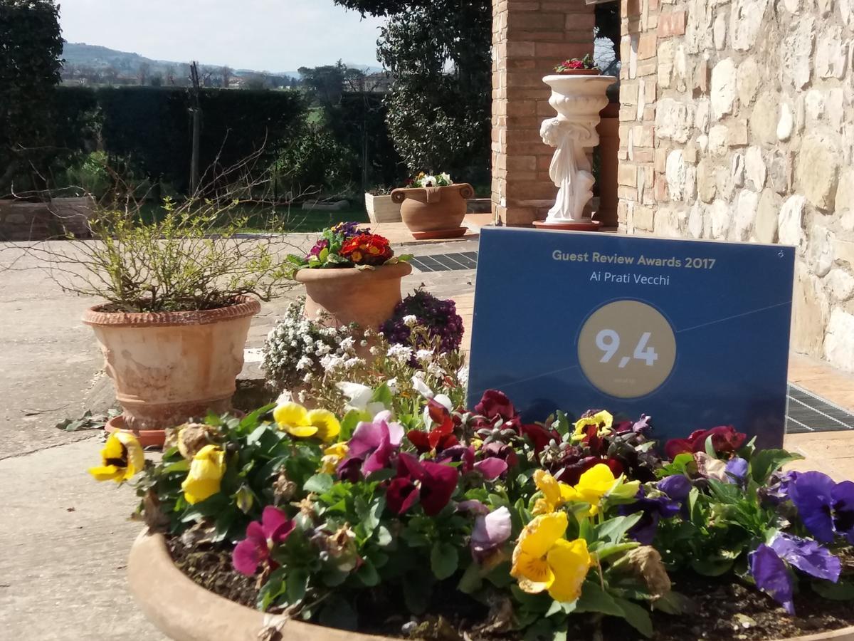 Ai Prati Vecchi Hotel Marsciano Luaran gambar